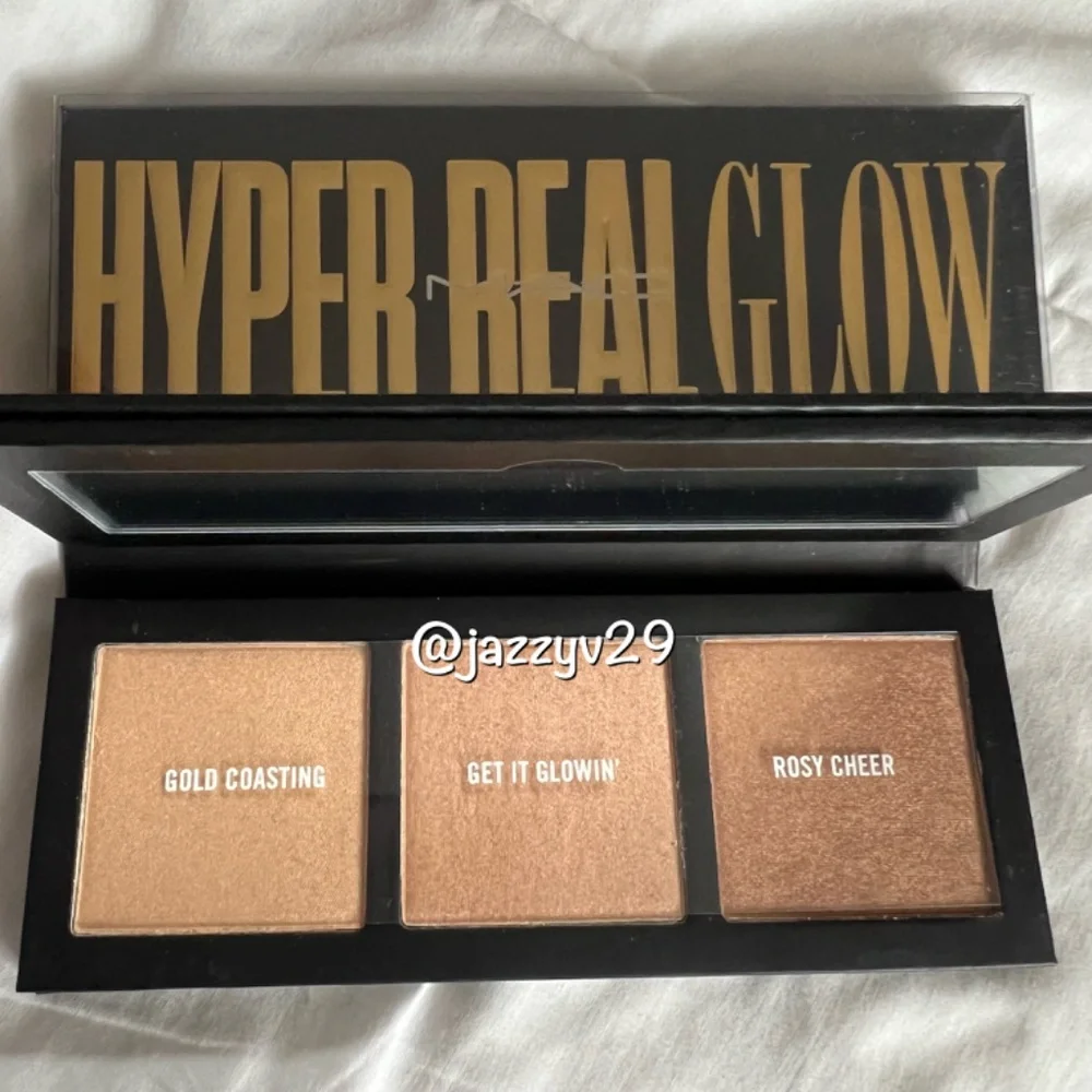 🌟MAC Hyper Real Glow Palette🌟